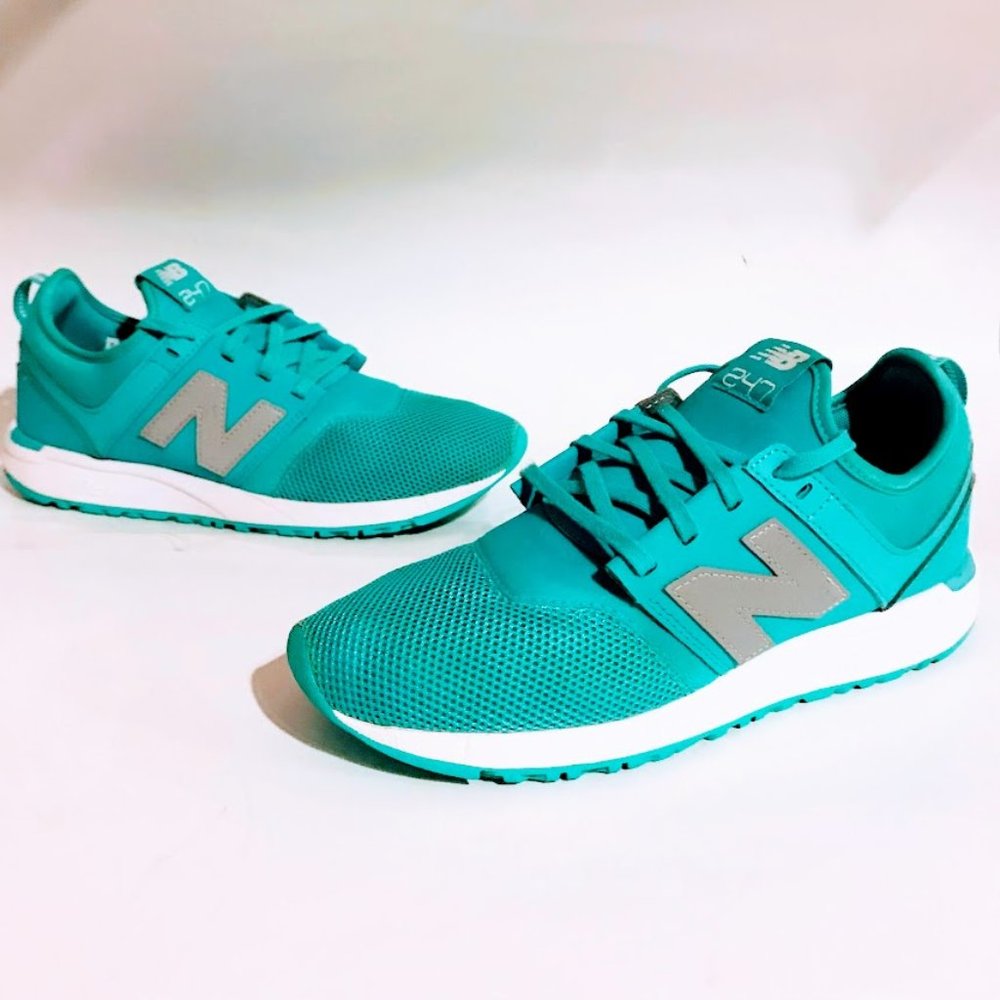NEW BALANCE 247 Turquoise Sneakers Running Shoes Women's Size 9